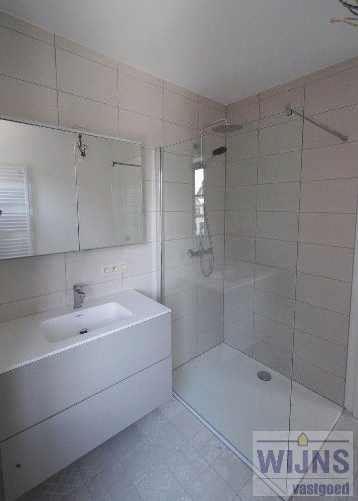 Nieuwbouw appartement 2 slk op 1ste verd. foto 12
