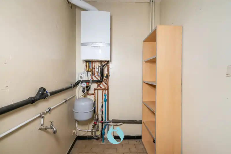 Ruim appartement met 2 slpks, groot terras en garage foto 6