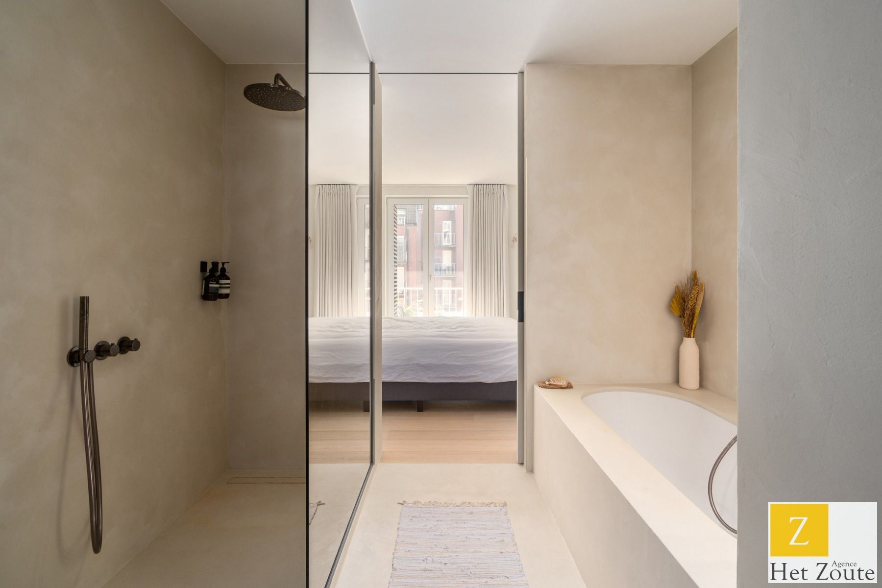 Elegantie, exclusieve luxe en frontaal zeezicht in Het Zoute foto 15