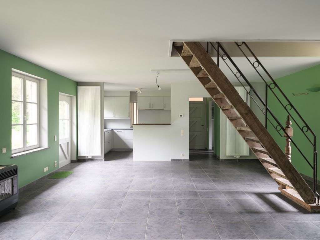 Destelbergen. Op te frissen woning in hoevestijl met aanhorigheden, gelegen op een bijzonder ruim perceel (4.783 m2) omgeven door groen. foto 17