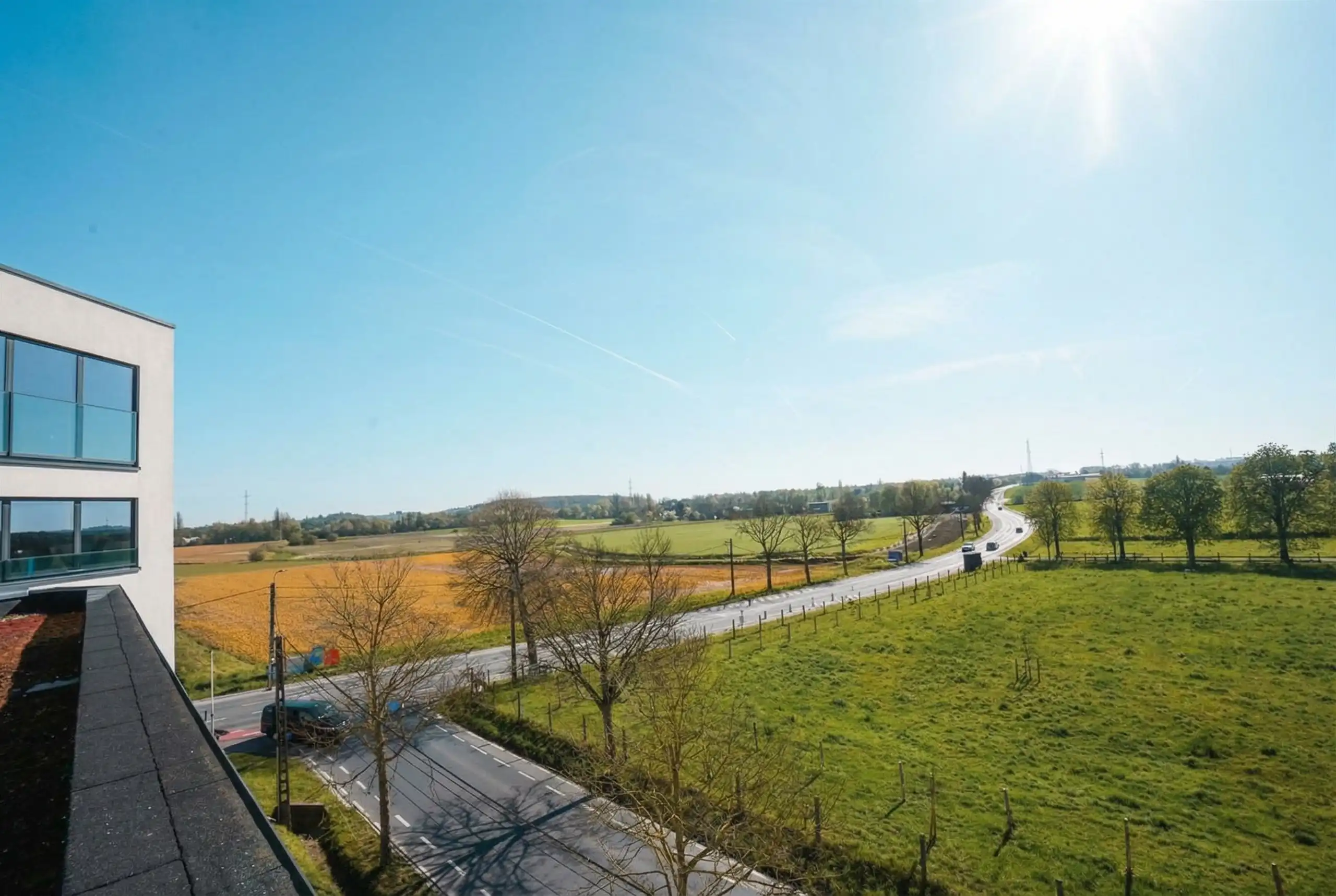 Onweerstaanbare serviceflat met grote staanplaats en terras! foto 17