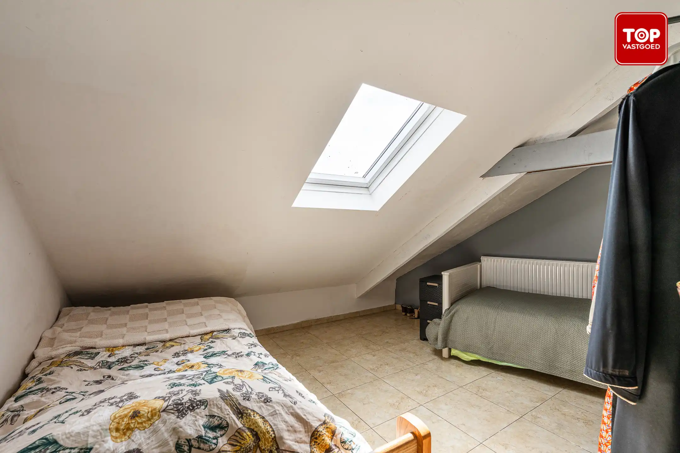 Instapklare HOB met 4 slaapkamers en tuin foto 23