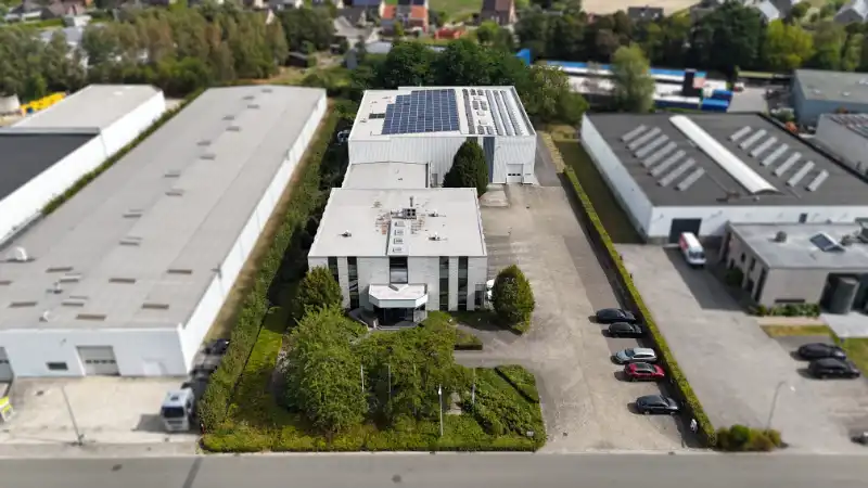 Sint-Niklaas - TE KOOP: Bedrijfsgebouw voor eigen gebruik of investering foto 23