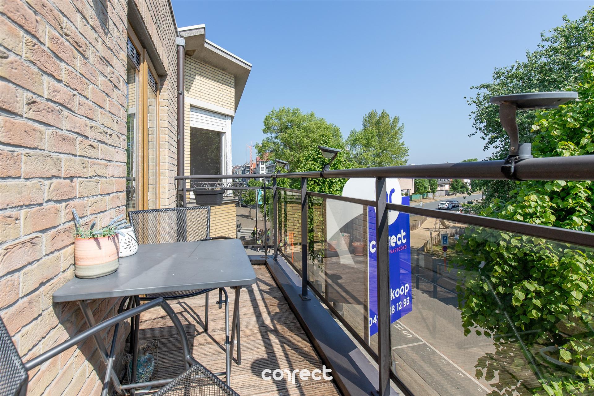 Instapklaar 1-slaapkamerappartement in Sint-Idesbald foto 5