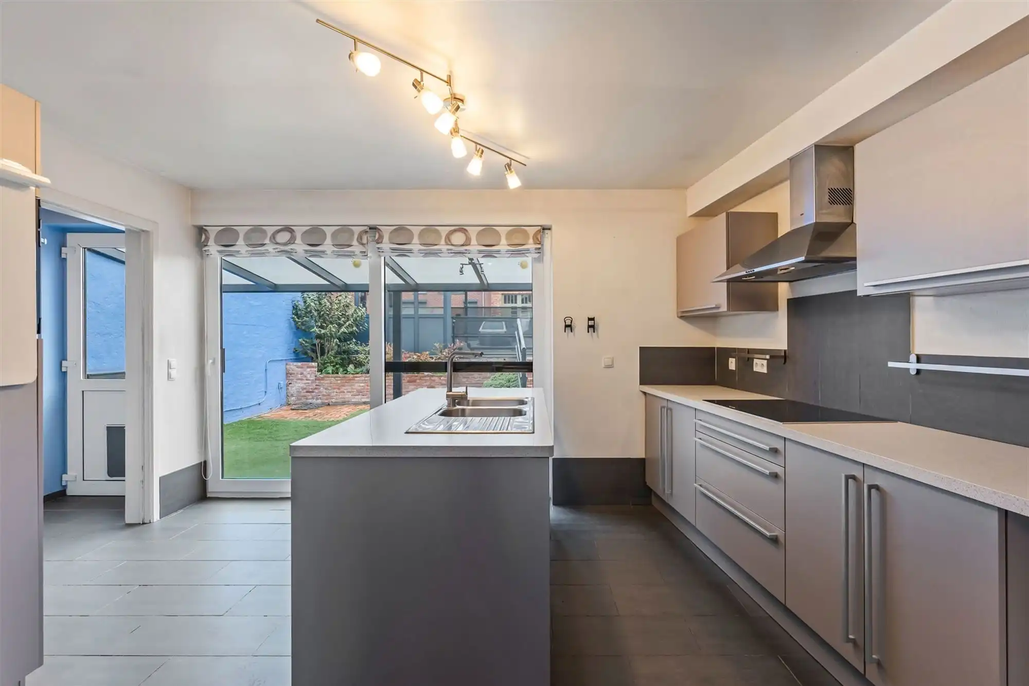 GERENOVEERDE ENERGIEZUINIGE WONING! foto 9