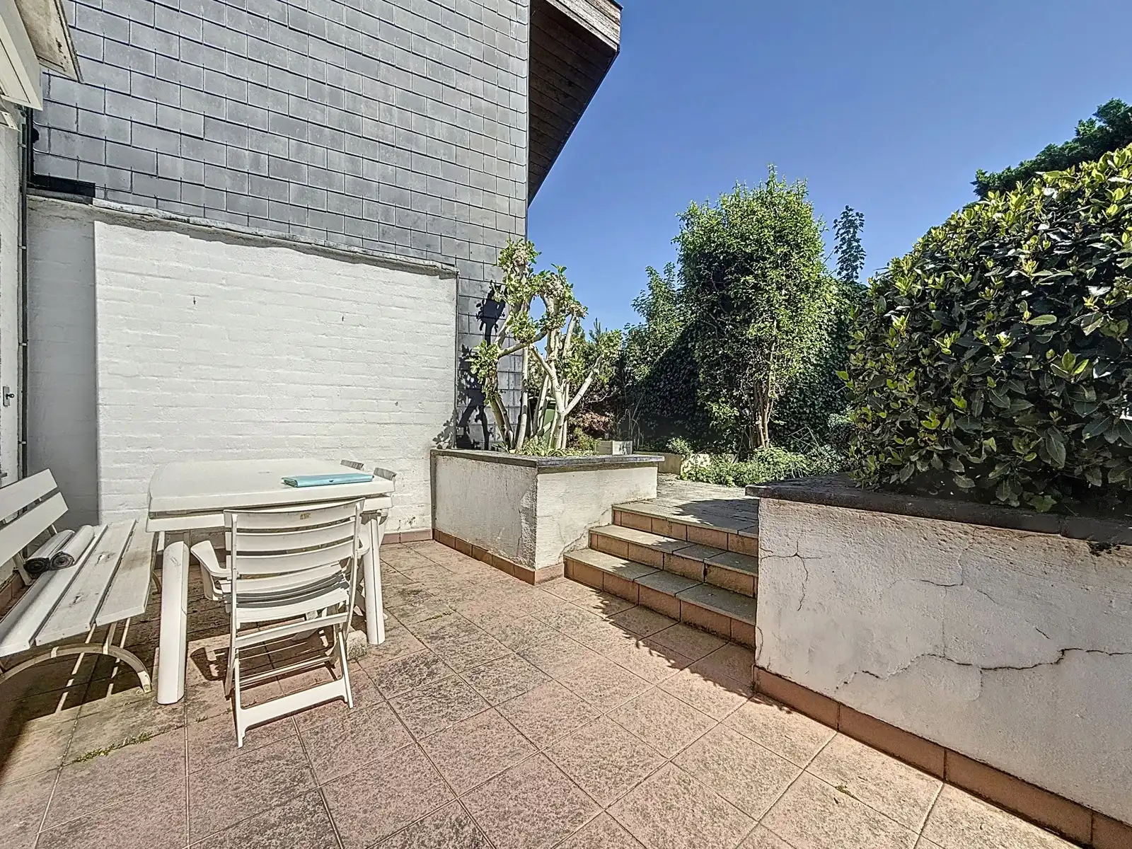 Uniek handelspand met ruim appartement en tuin foto 14