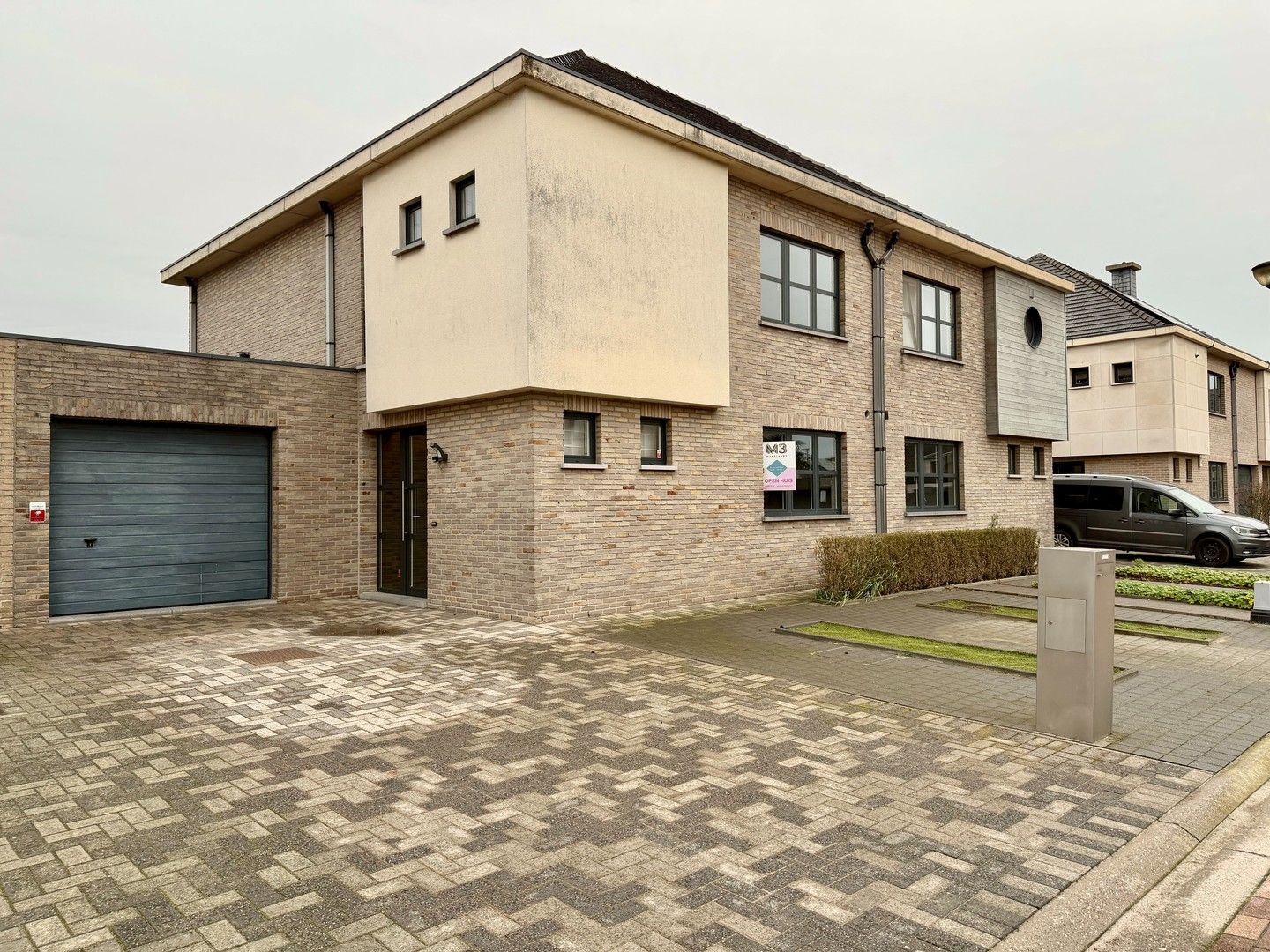 Ruime instapklare woning met garage foto 19