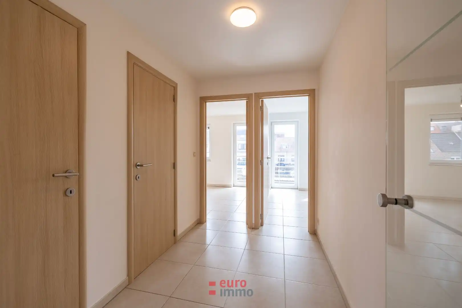 Subliem gelegen en lichtrijk appartement in hartje Nieuwpoort-Stad foto 8