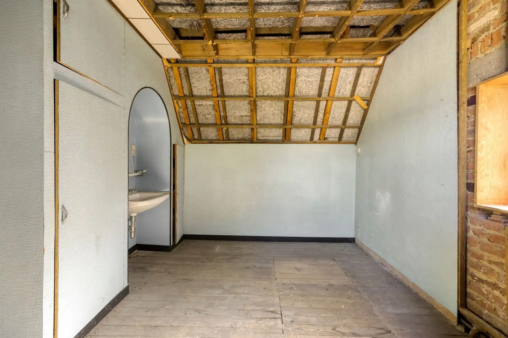 Ruime woning vlakbij het centrum foto 23