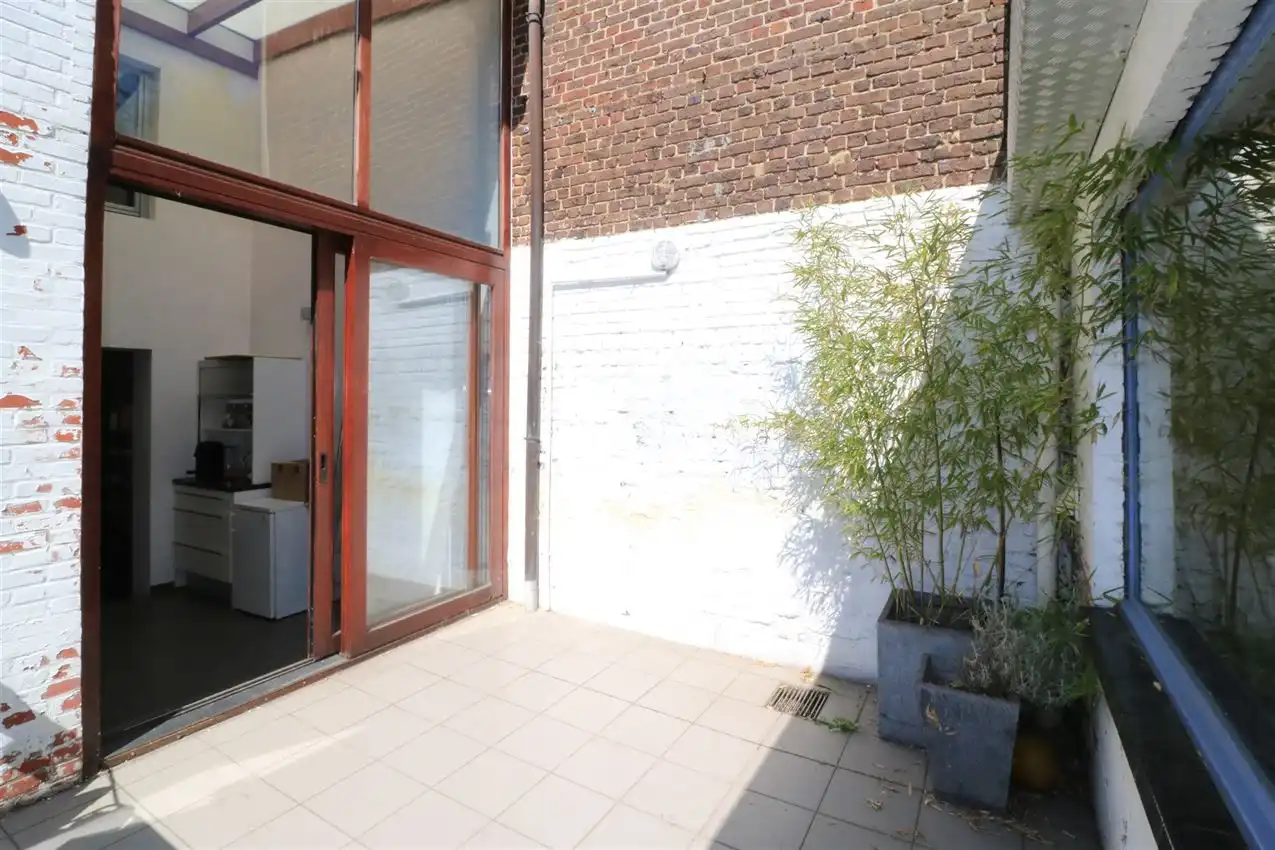 Stadswoning met 3 slpk., toffe keuken en binnenplaats   foto 3