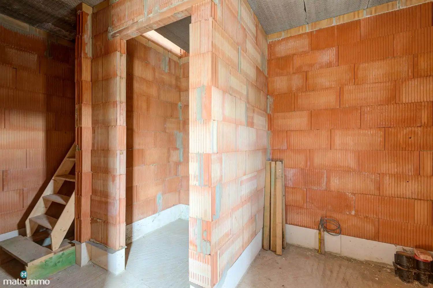 RUSTIG GELEGEN CASCO NIEUWBOUWWONING NABIJ HET GROEN TE OUDSBERGEN foto 3