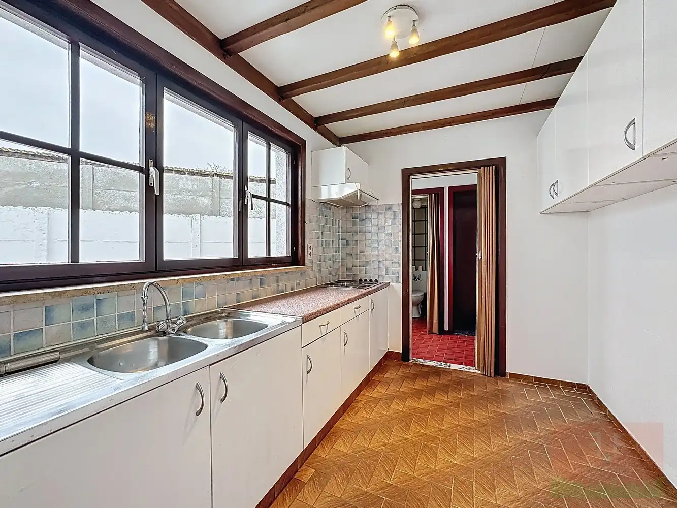 Karaktervolle gezinswoning met 3 slaapkamers en garage in het groene Aaigem foto 7