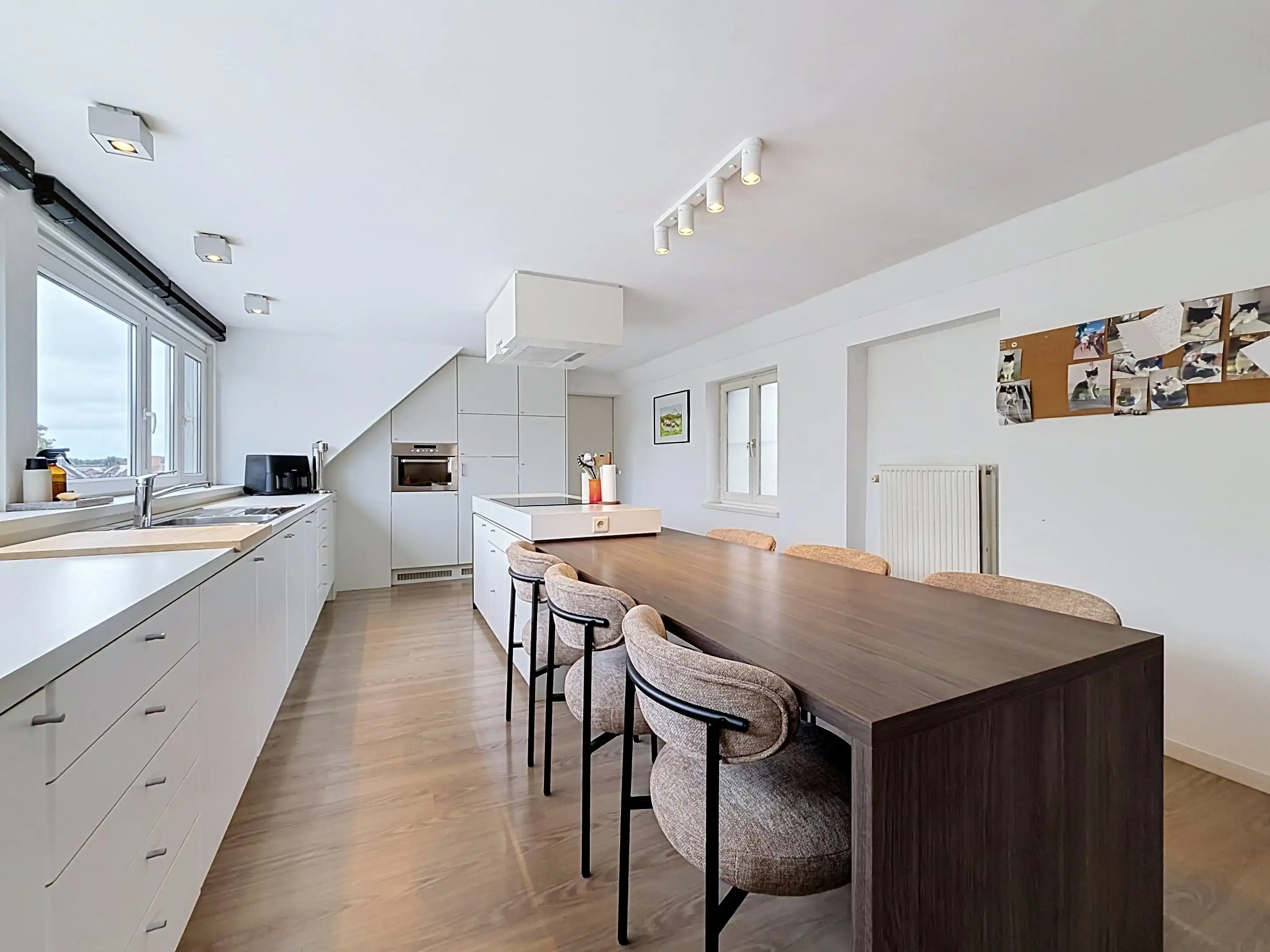 Stijlvol appartement te koop in Marke met 2 slaapkamers, moderne keuken en een comfortabele indeling! foto 7