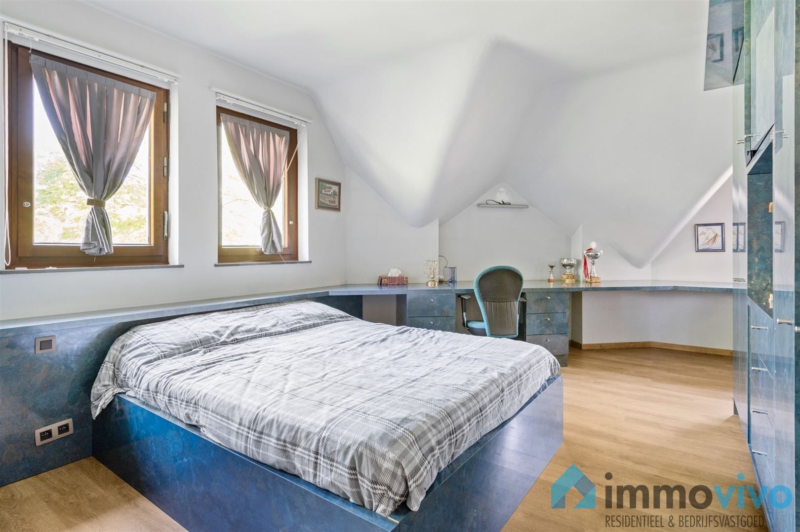 Karaktervolle rietgedekte villa op 1.120 m² met 5 slaapkamers en badkamers (475 m² bewoonbaar!) foto 23