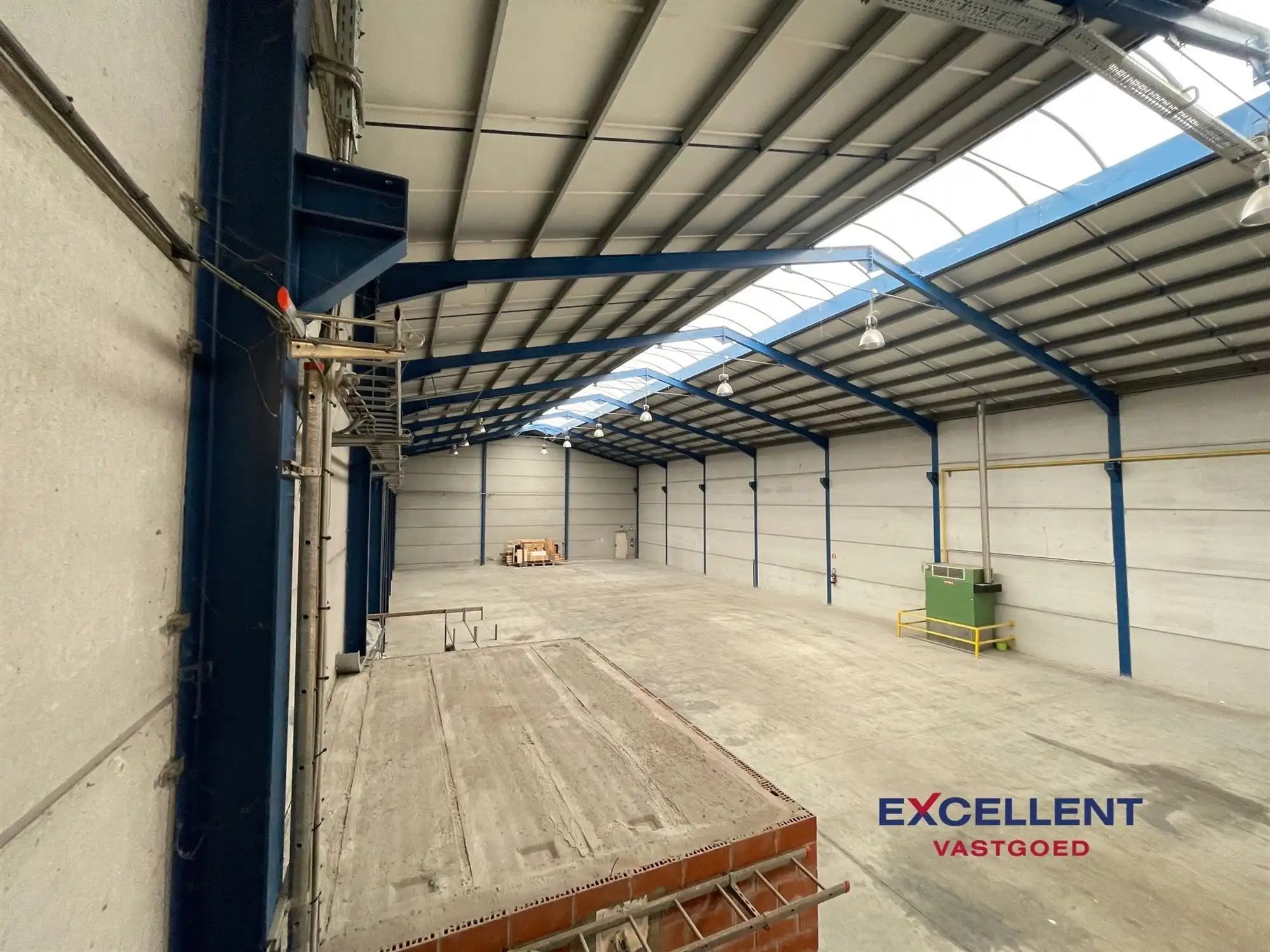 Professionele industriële ruimte in Deinze te huur! foto 17