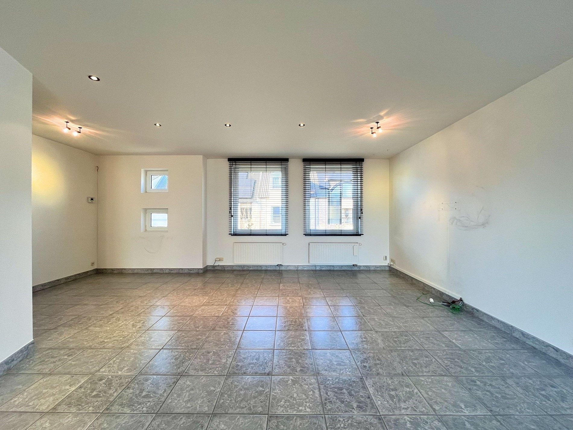 Leuke bel-étage woning met garage te Knokke foto 9