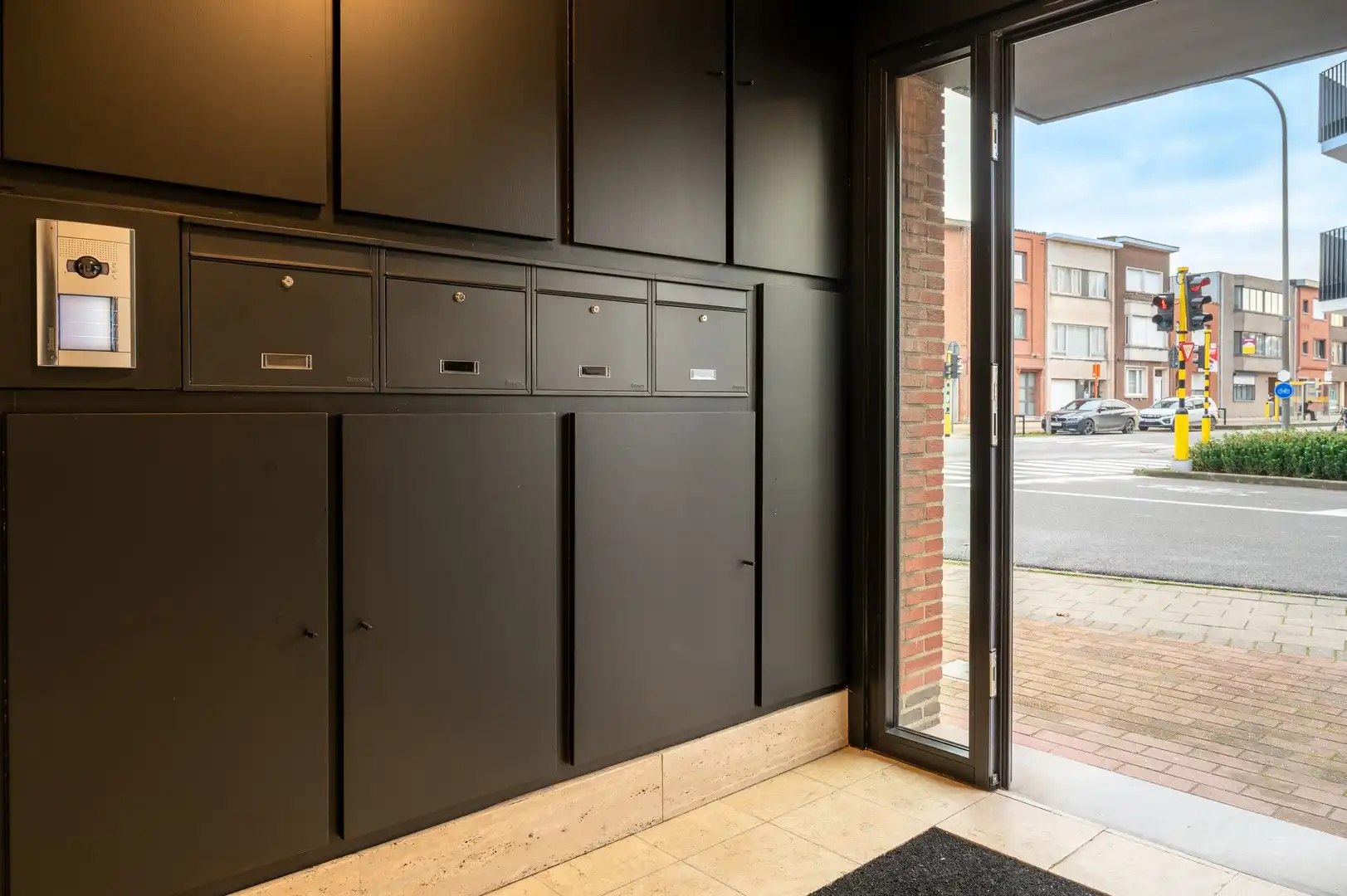 Modern twee slaapkamer appartement foto 10