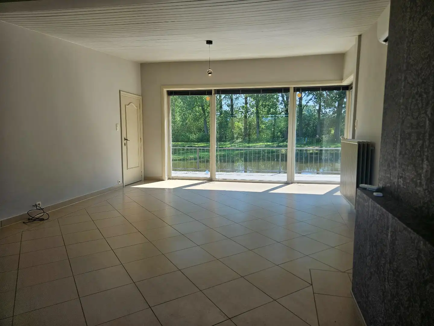 Rustig gelegen woning met 3 slaapkamers en prachtige vijvertuin in Geel-Winkelomheide !  foto 4