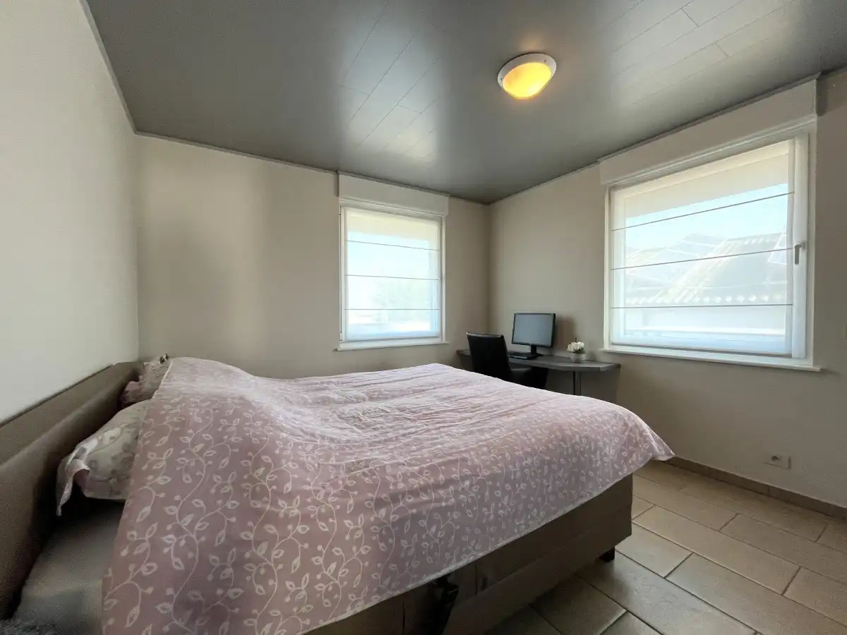 Dadizele – Ruime woning met loods van ca. 400 m², zwembad en bureelruimte foto 21