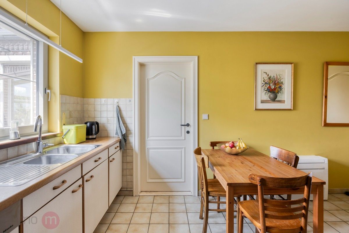 Prachtige villa (open bebouwing) met adembenemend uitzicht in rustige omgeving met 5 slaapkamers. foto 13