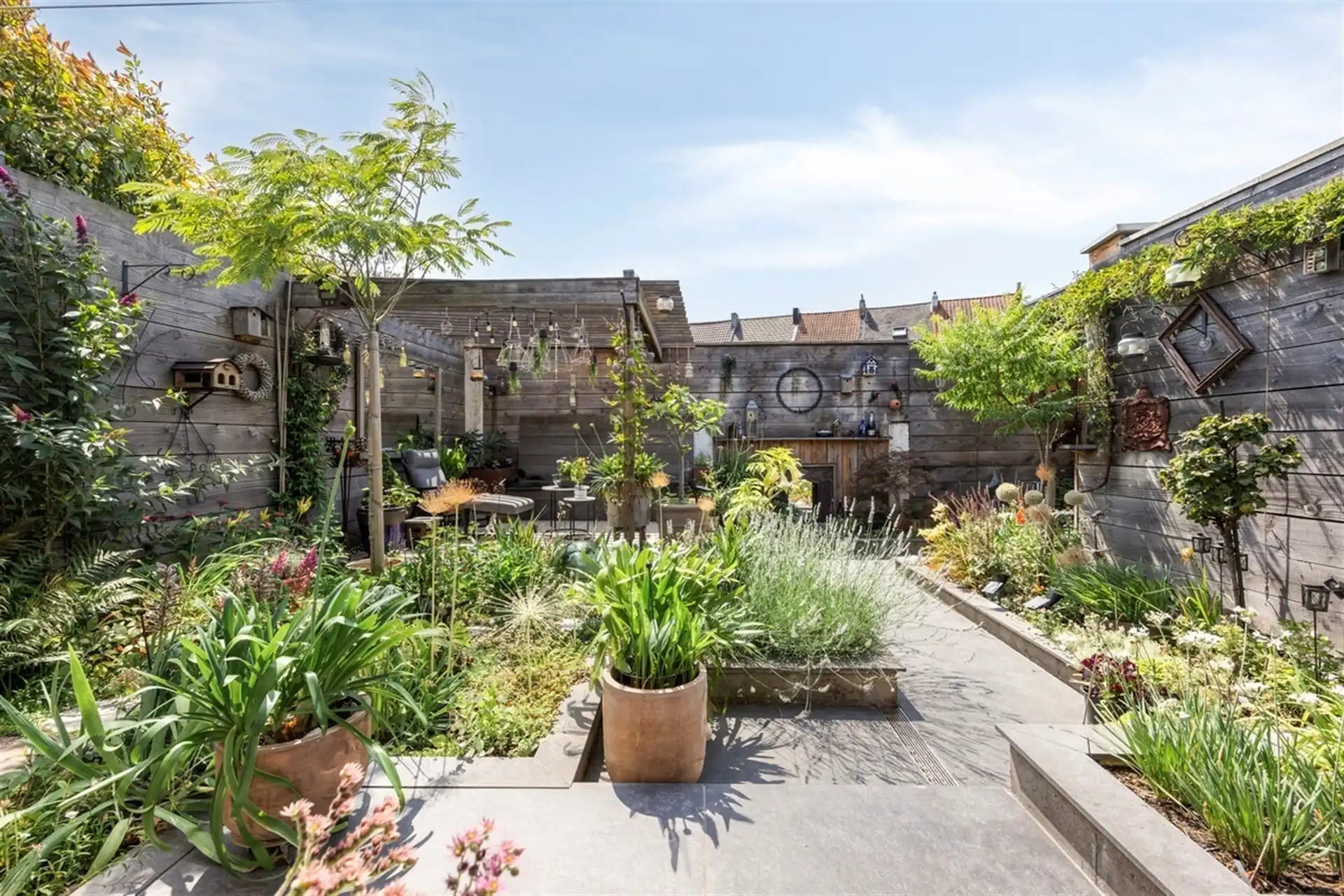 Instapklare woning met prachtige tuin foto 19