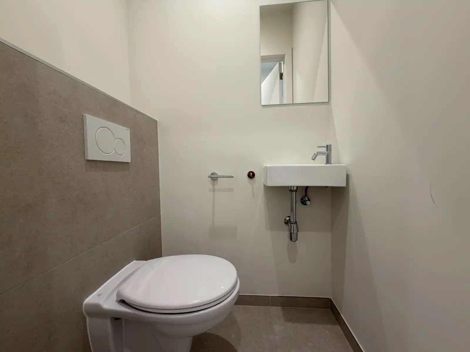 Nieuwbouwappartement te huur in centrum Nazareth foto 8