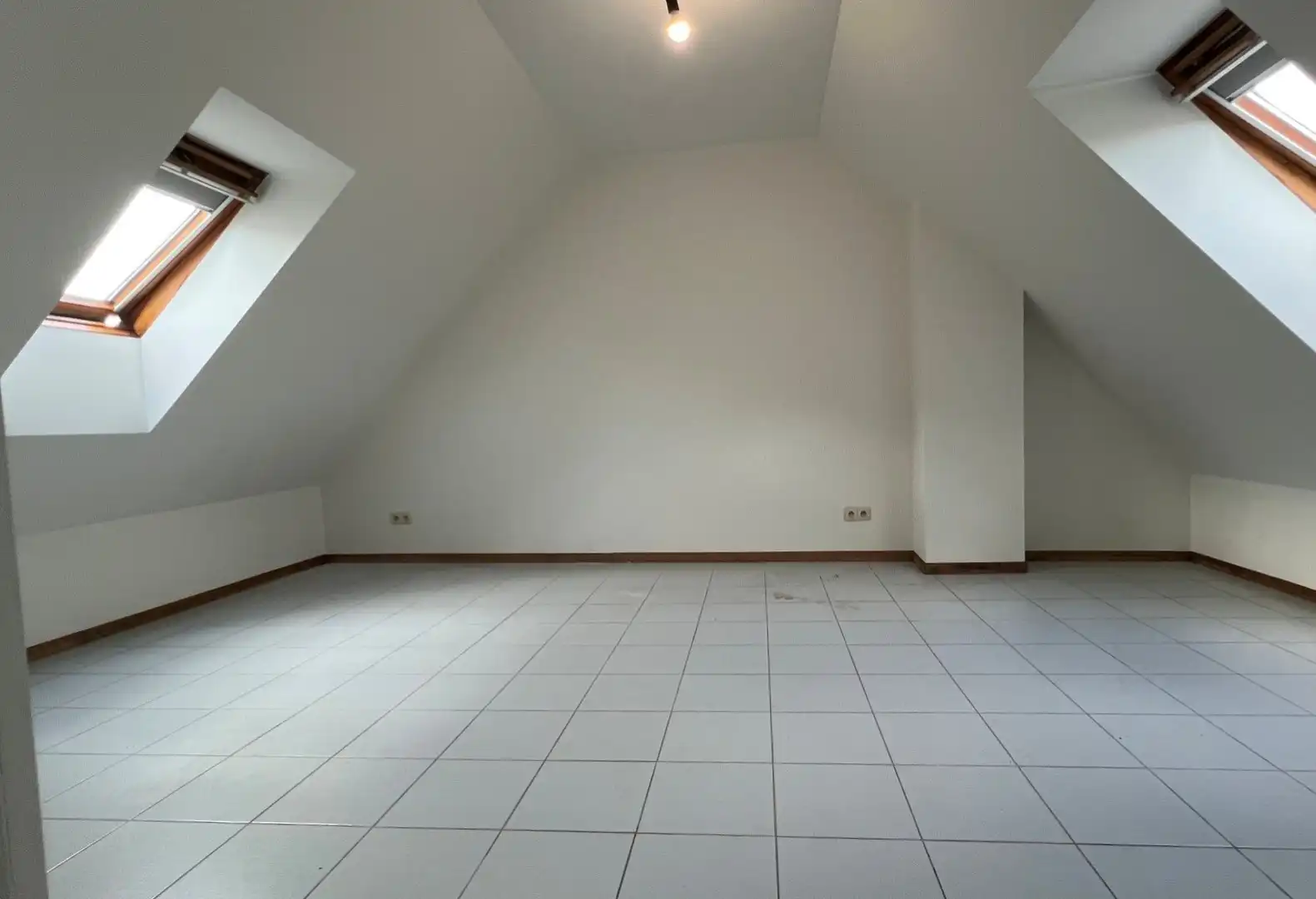 Ruim Dakappartement : 1 slpk, terras, garage foto 11