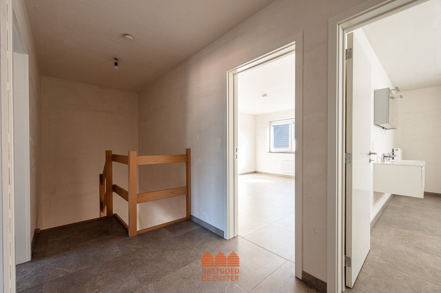 Ruime en energiezuinige woning in een rustige woonwijk te Sint-Laureins foto 16