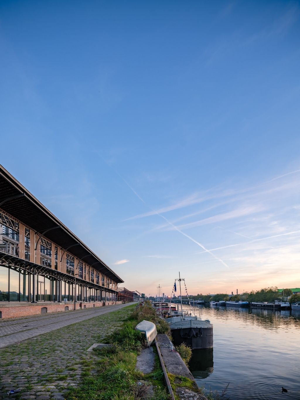 Uitzonderlijke duplex-design loft. Luxueus wonen in een beschermd gebouw met rijkelijke industriële voorgeschiedenis. foto 18