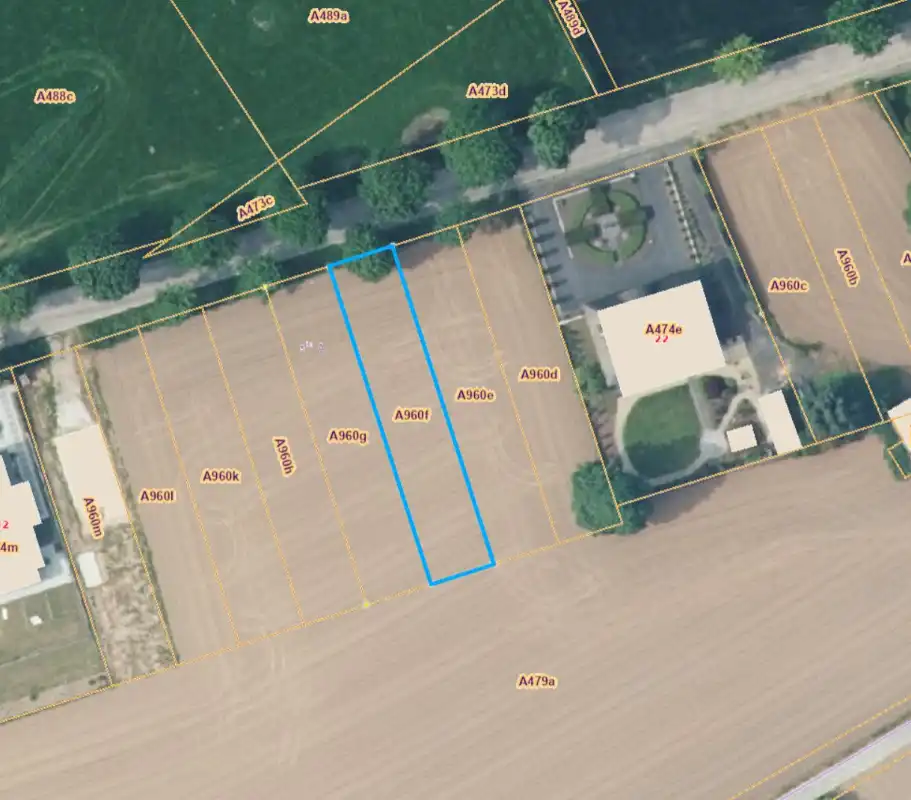 Bouwgrond voor halfopen bebouwing (LOT 6) foto {{pictureIndex}}