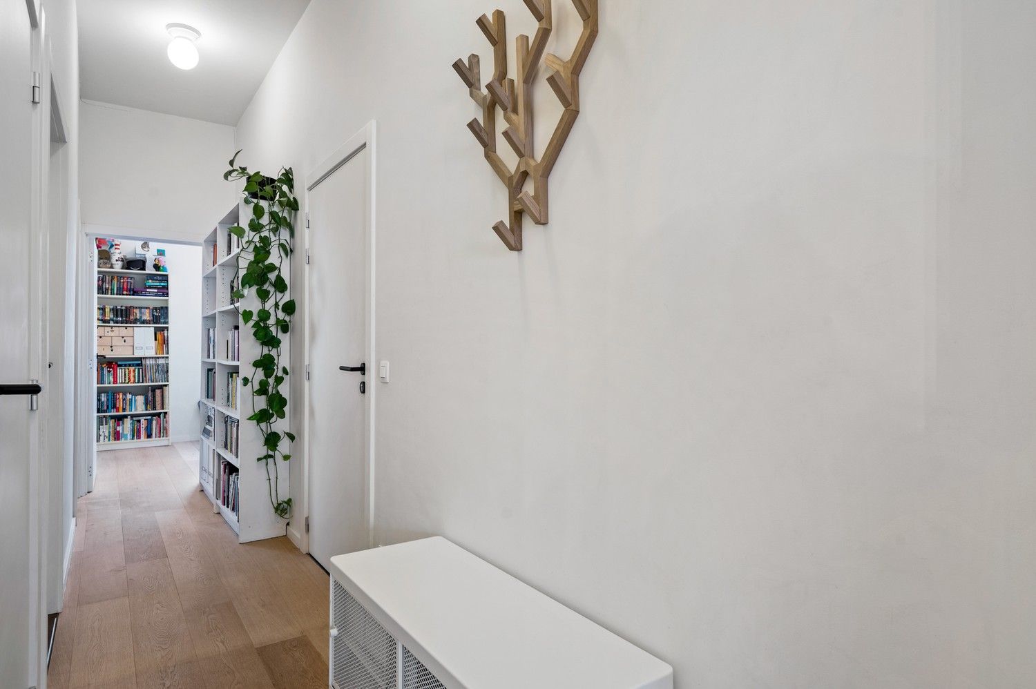 Recent appartement met 2 slaapkamers en terras te Borgerhout! foto 11