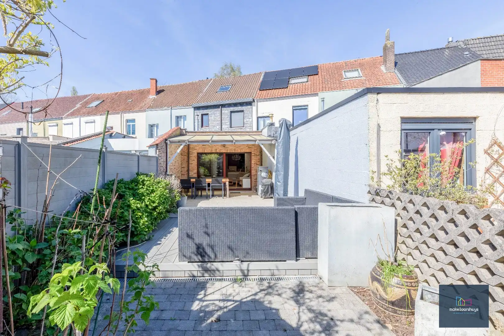 Goed onderhouden en ruime woning in rij met tuin/terras te Wondelgem foto 13
