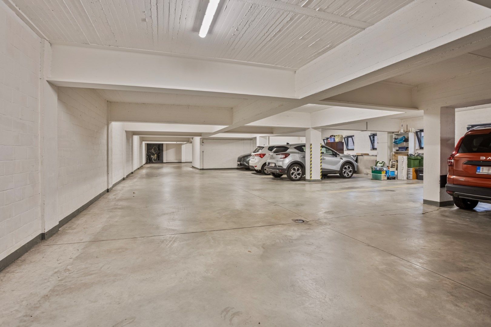 Ruim appartement van 117m² met 3 slaapkamers gelegen op centrale locatie te Brasschaat! foto 18