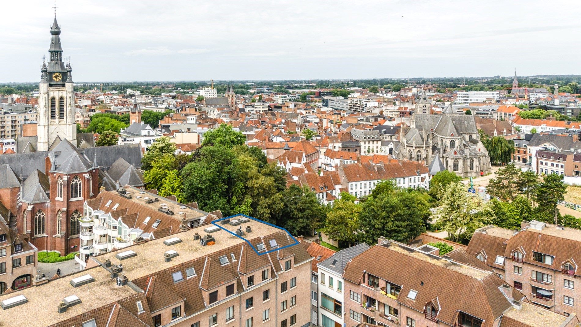 Dakappartement te koop in centrum Kortrijk!  foto 18