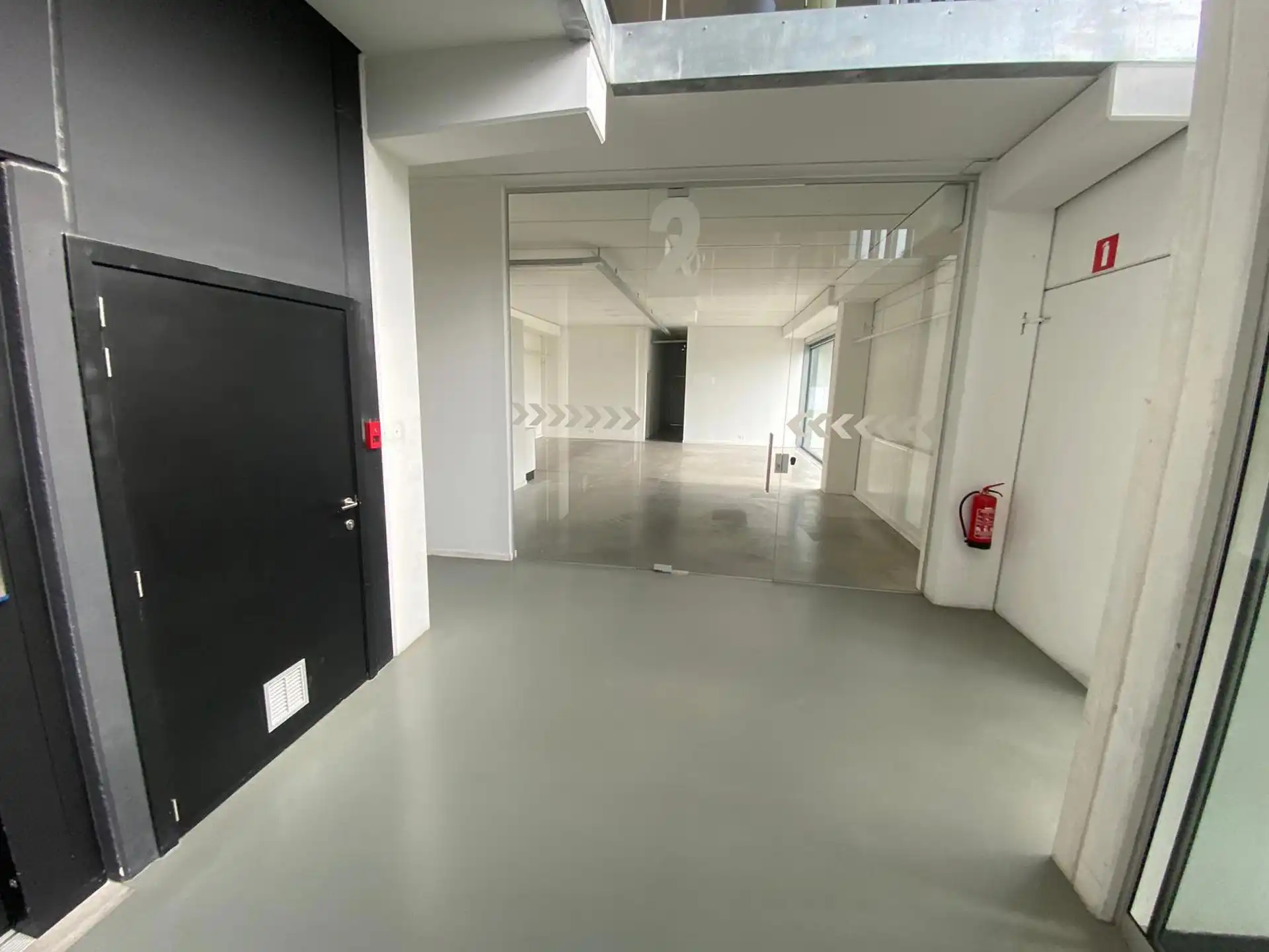 Kantoor/Showroomruimtes te huur Kruibeke foto 11