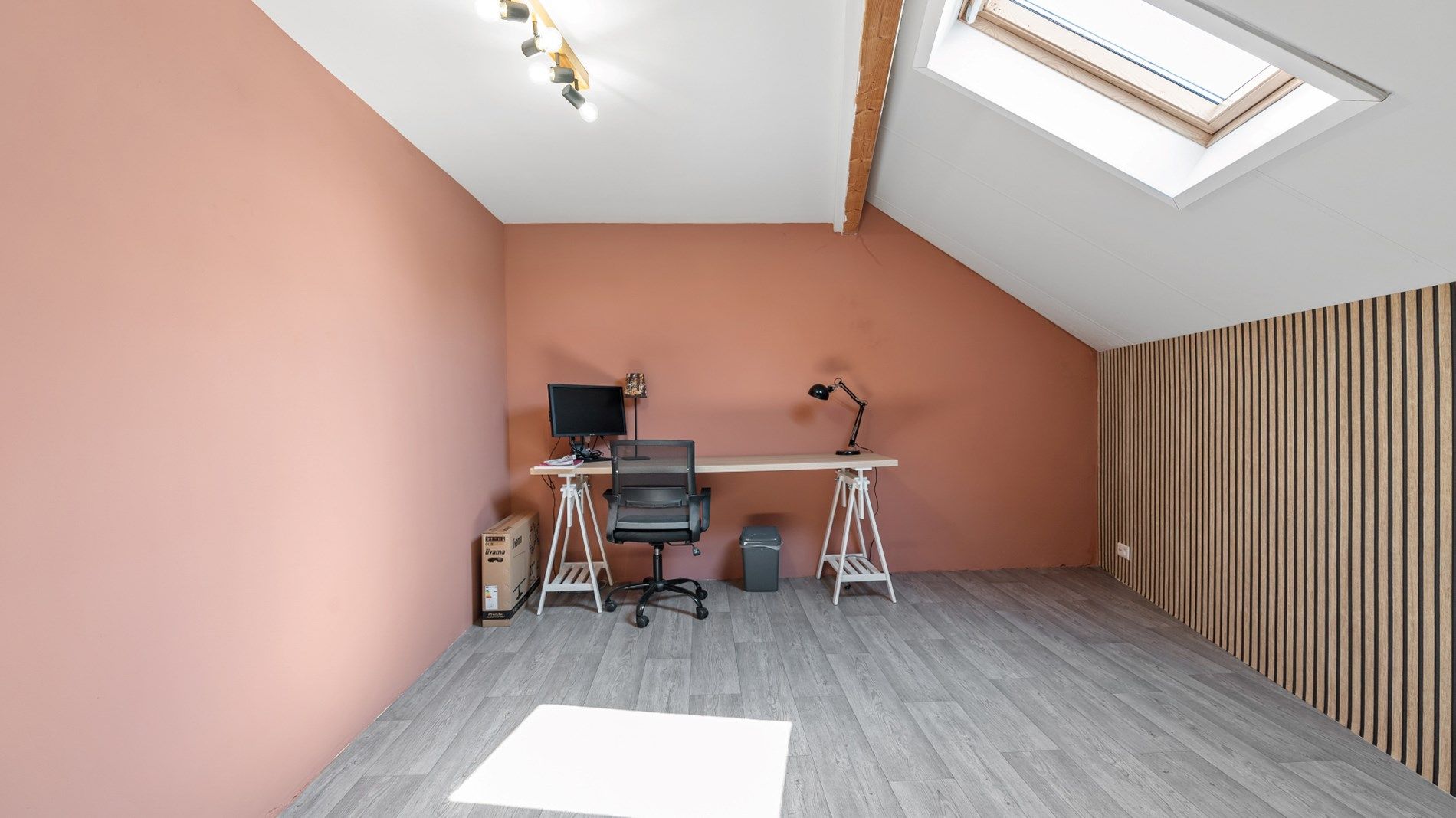 EZEMAAL - instapklare woning 5 slks foto 18