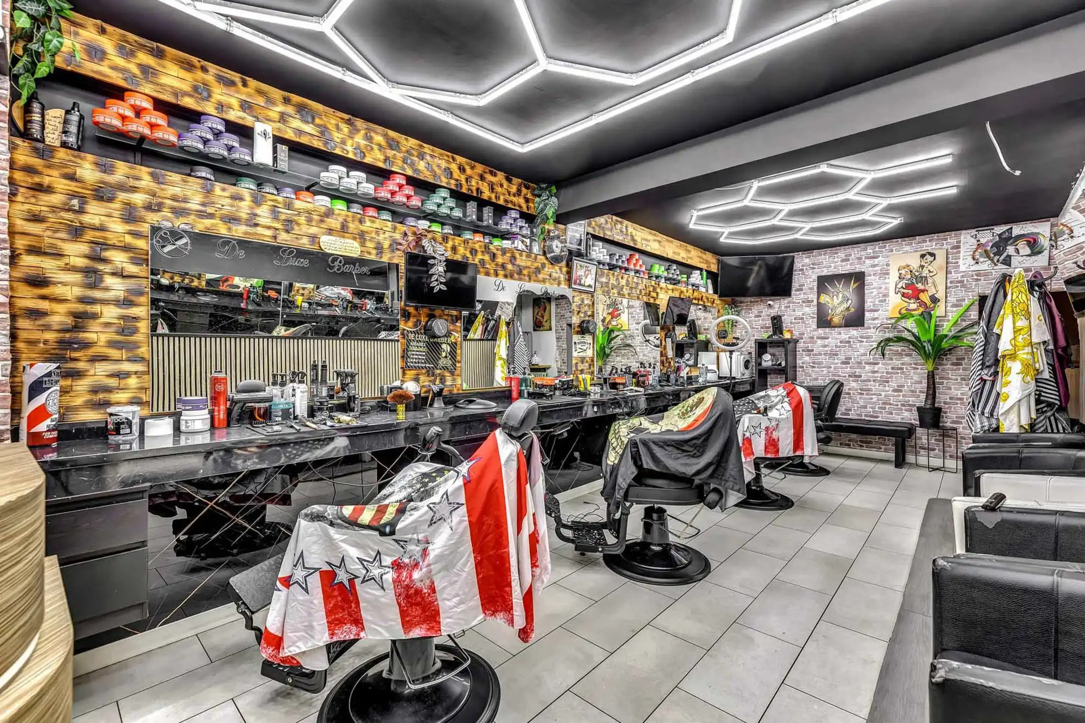 Interessant investeringspand met handelspand en appartement foto 2