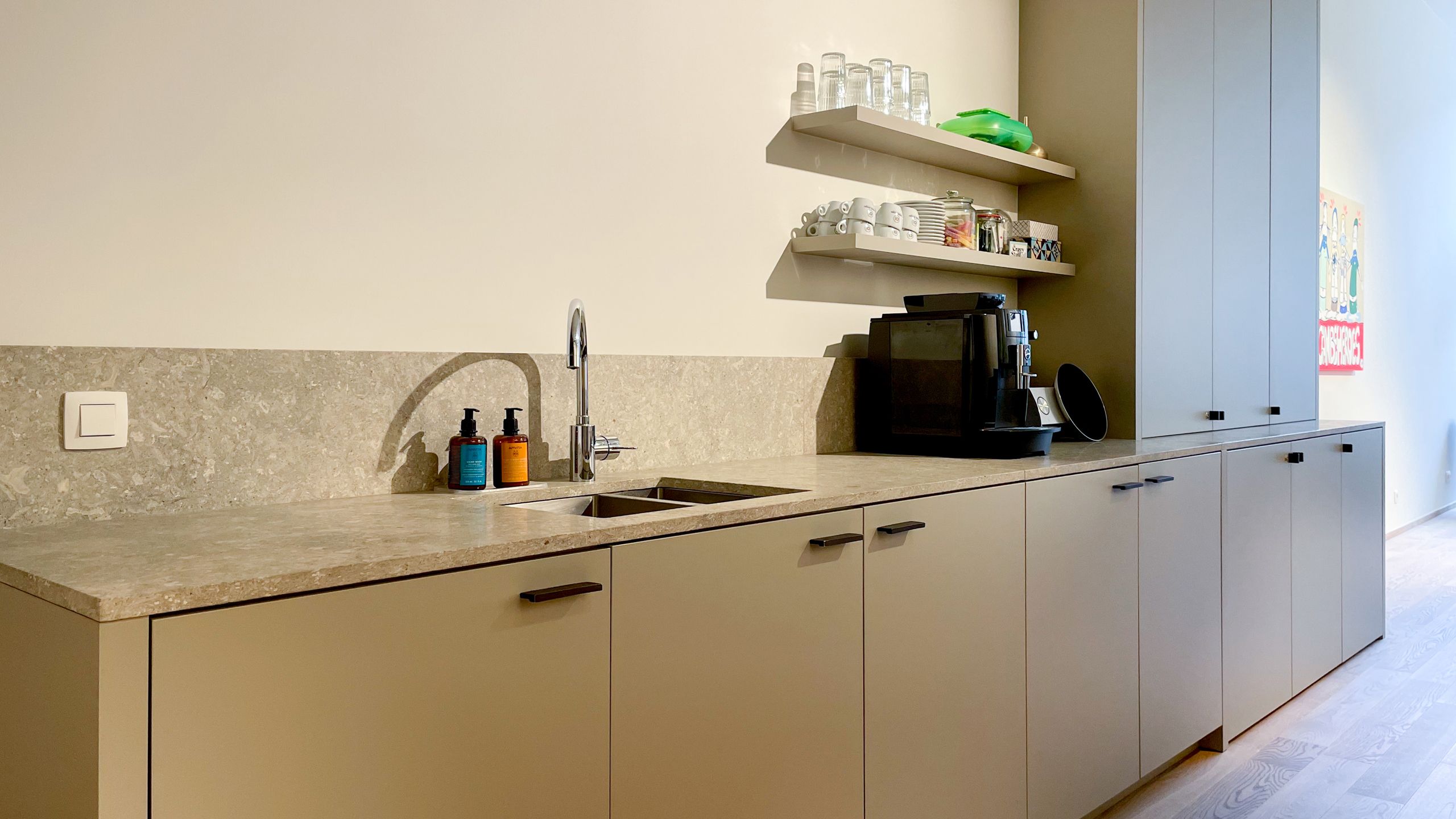 trendy commerciële ruimte/kantoor op het eilandje foto 7