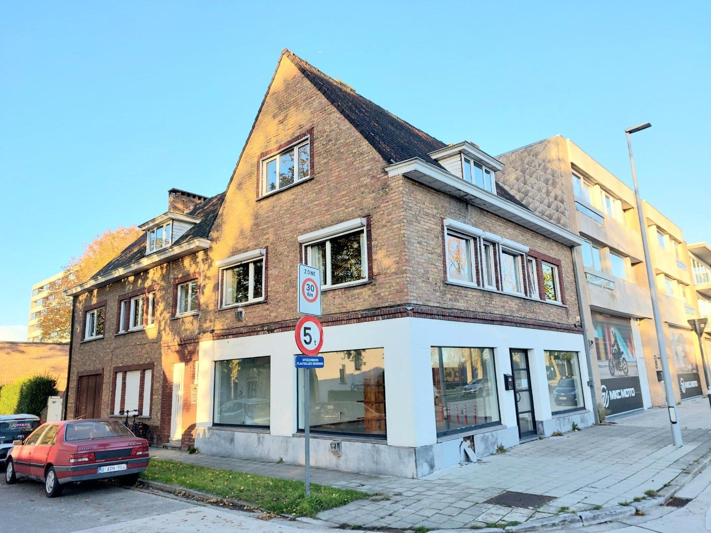 ()=>{if(producerUpdateValueVersion(node),producerAccessed(node),node.value===ERRORED)throw node.error;return node.value} Sint-Pieterszuidstraat 35 - - 8000 Brugge