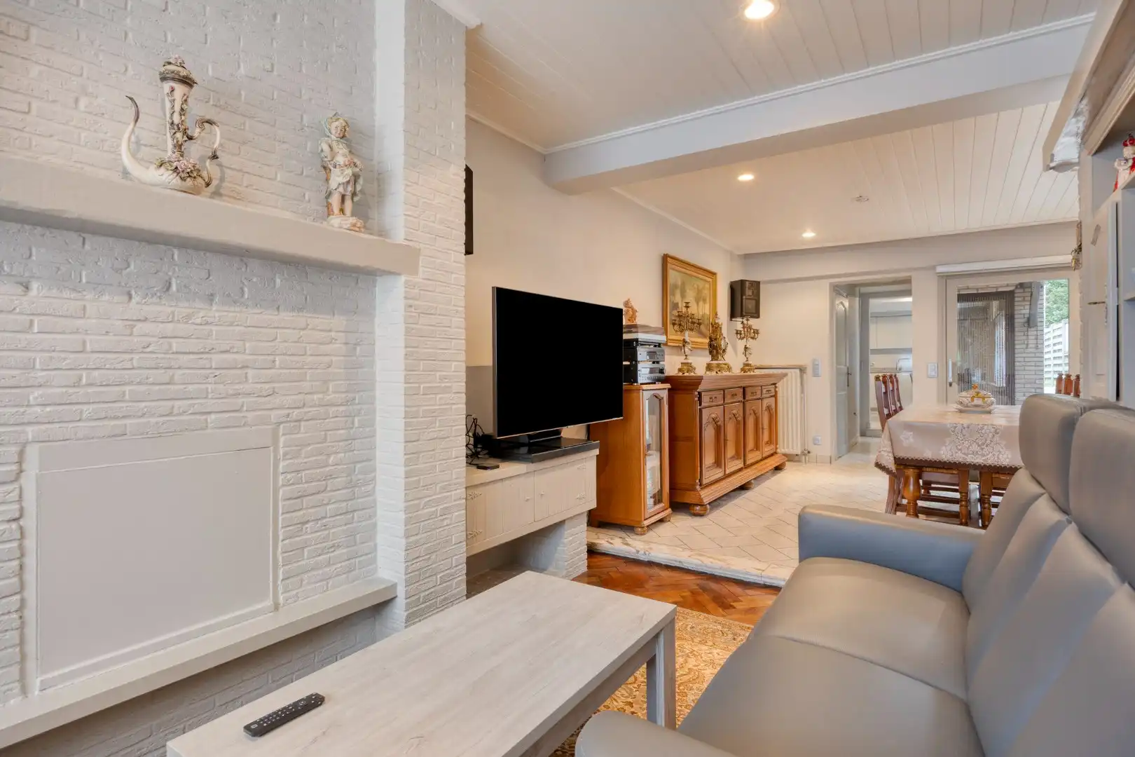 Gezellige woning met 3 slaapkamers en tuin! foto 3