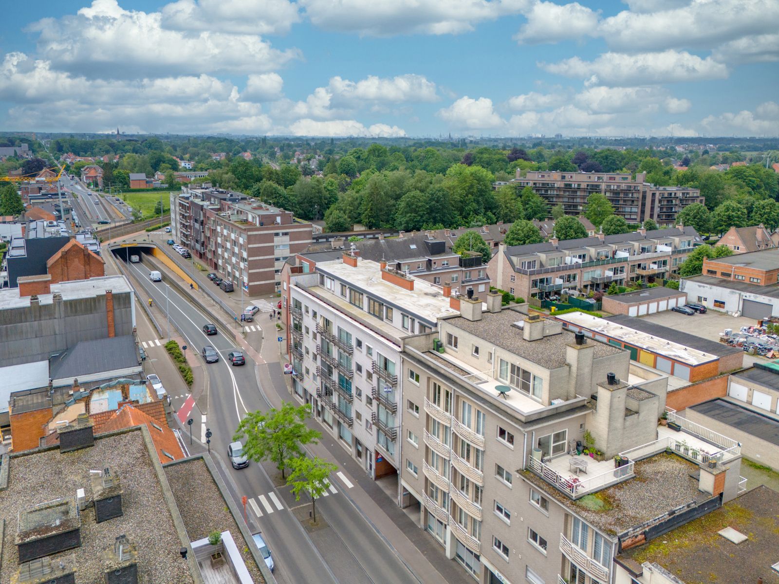 Energiezuinig appartement met LIFT en garagebox in centrum! foto 18