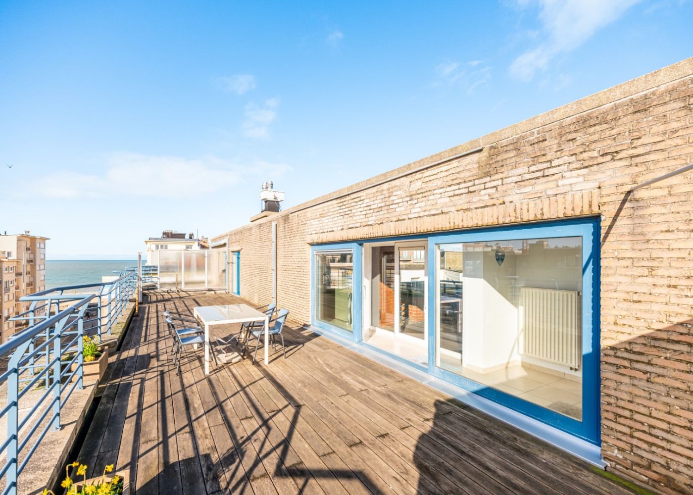 Penthouse met 2 slaapkamers en ruim zonneterras vlakbij zee foto 18