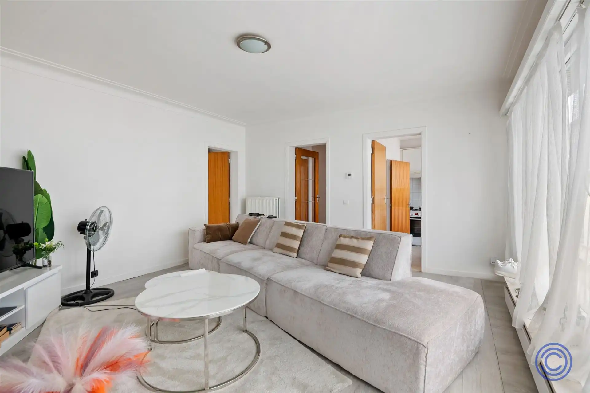 Instapklaar appartement in gewilde autoluwe straat! foto {{pictureIndex}}