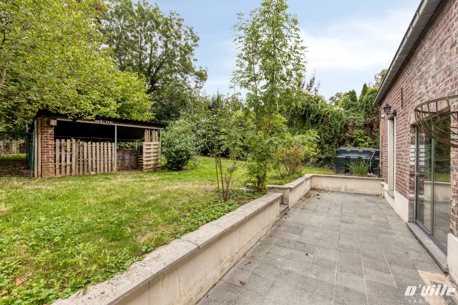 Rustig gelegen, instapklaar wonen in het groen. foto 17