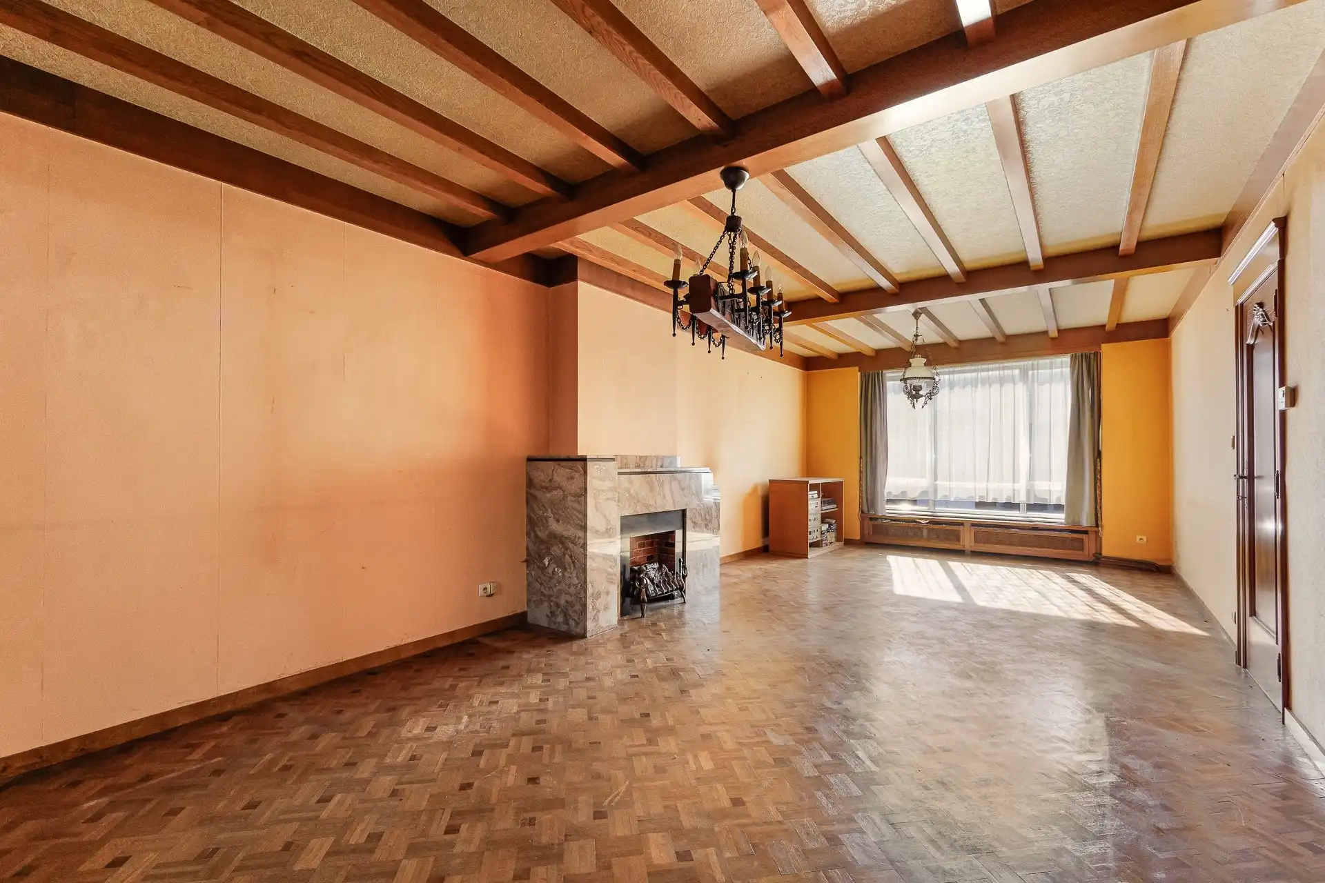 Woning met veel potentieel in rustige straat in Deurne-Oost foto 7