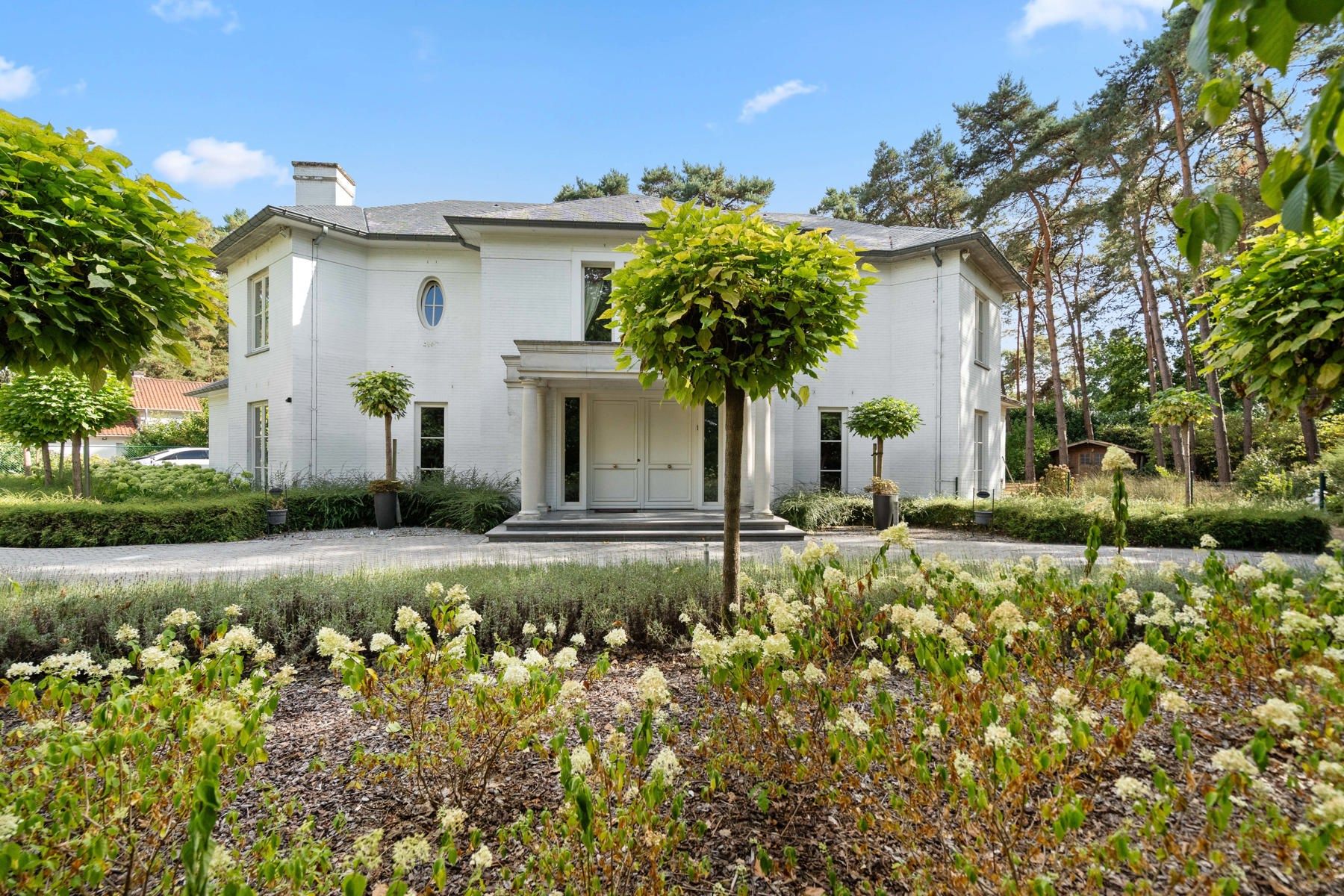 Royale, instapklare villa te KEERBERGEN foto {{pictureIndex}}
