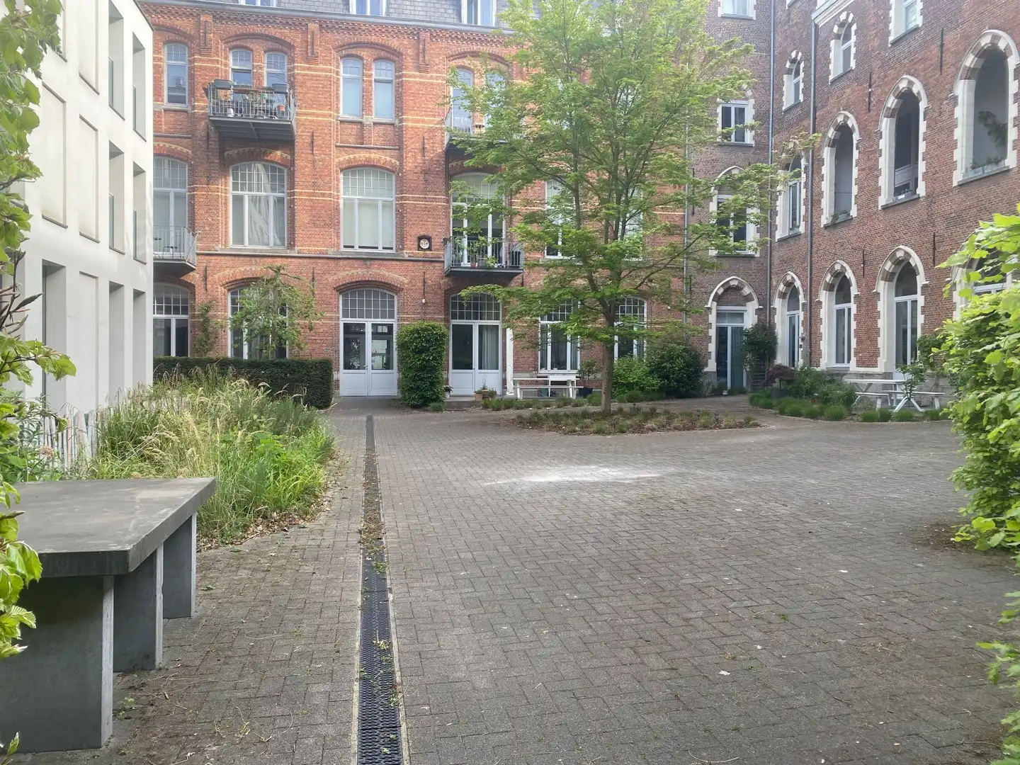 Modern appartement op de eerste verdieping foto 12