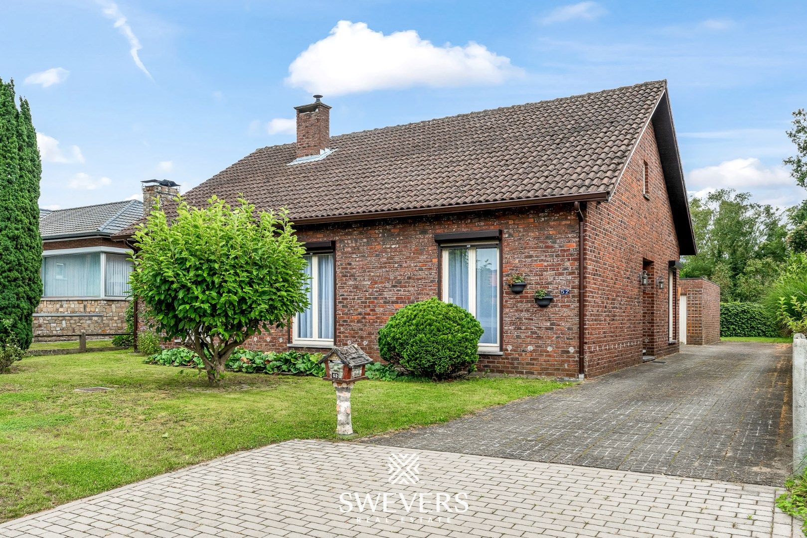 Instapklare ruime woning (243 m²) op zonnig perceel in rustige buurt te Kuringen foto 1