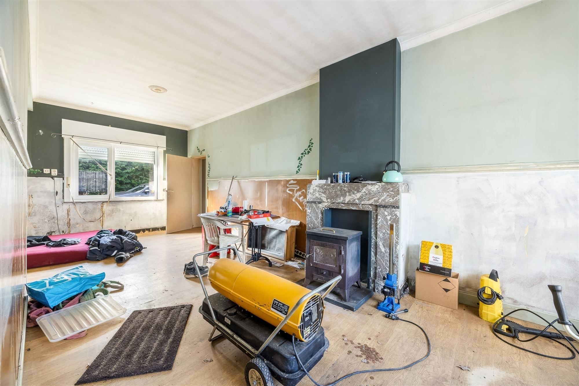 UNIEKE TE RENOVEREN KARAKTERVOLLE LANGGEVELHOEVE MET 2 HUISNUMMERS UITERST RUSTIG GELEGEN TE OOSTHAM foto 17