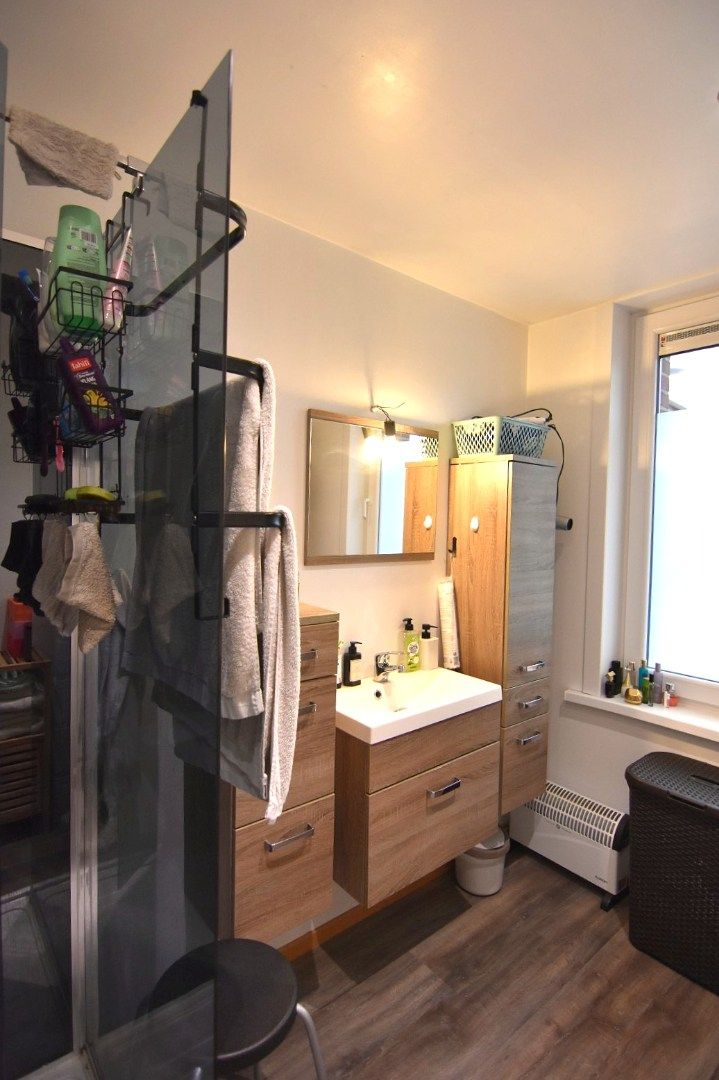 Gezellige rijwoning met diepe tuin in Moorslede foto 10